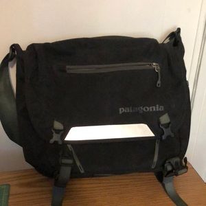 Patagonia messenger bag